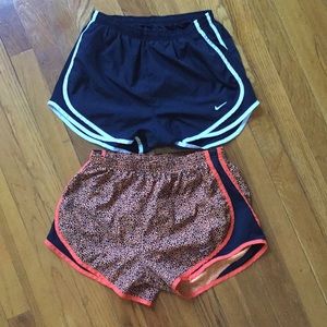 Bundle 2 Nike Dri-Fit Shorts, orange + black S EUC